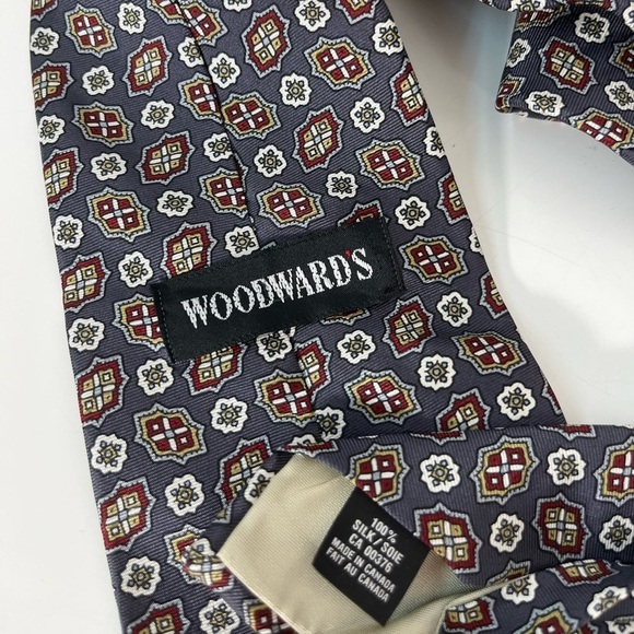 Woodward’s 100% Silk Made in Canada Neck Tie Mens Vintage Patterned - Picture 2 of 4